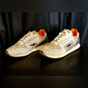 Vintage 80s 90s Women kangaroos Roos Sneakers Size 9